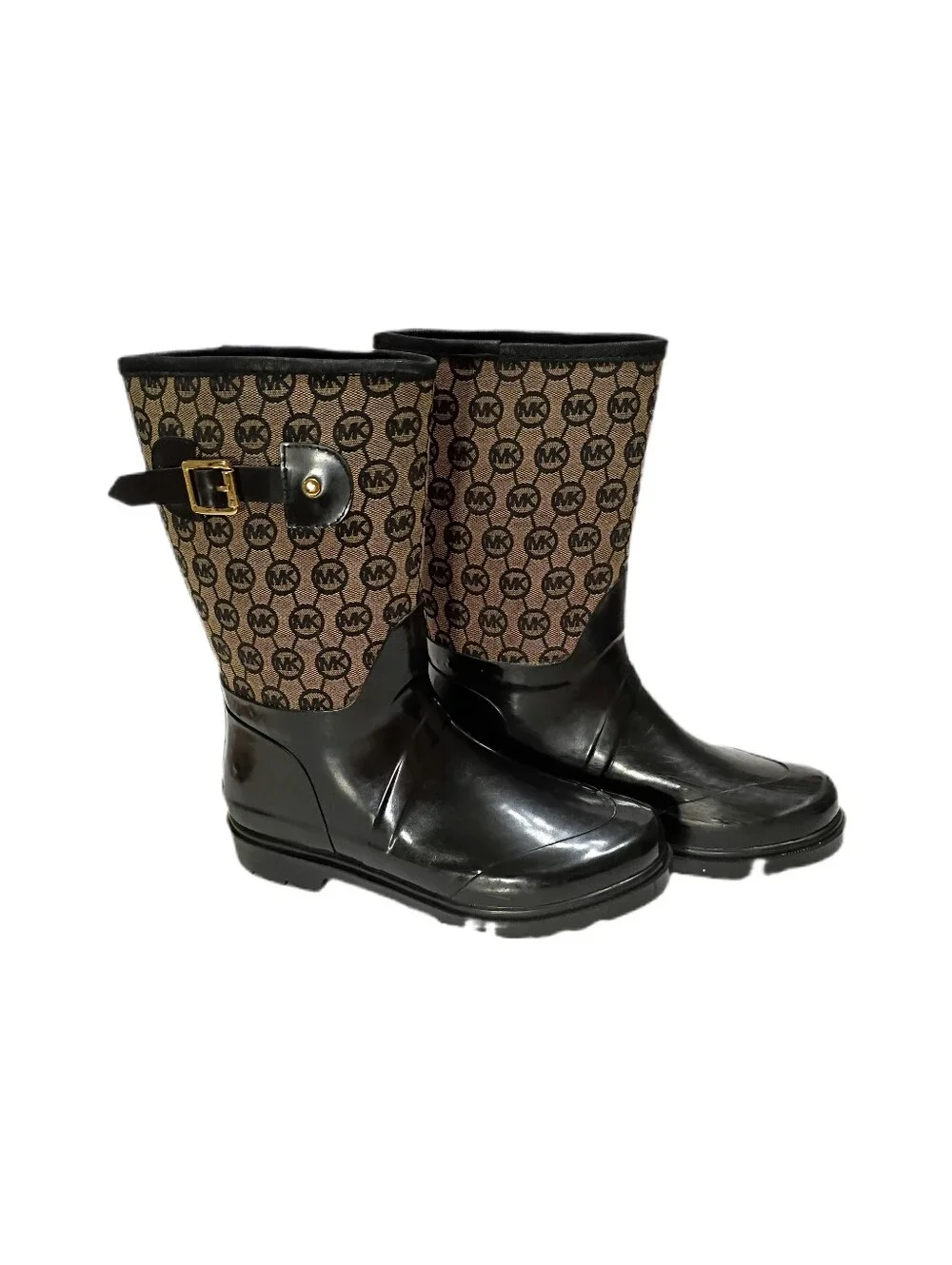 Michael Kors stay stylish